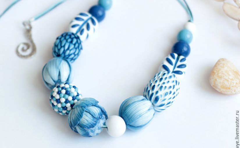 Polymer clay white and blue necklace tutorial – DIY step by step